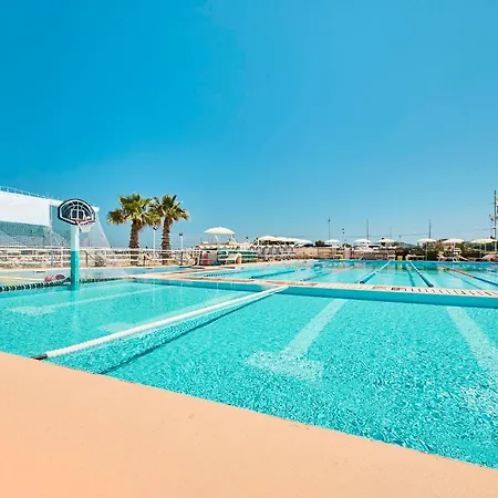 Villetta Al Mare Con Giardino Semesterbostad Misano Adriatico