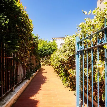 Villetta Al Mare Con Giardino Holiday home *